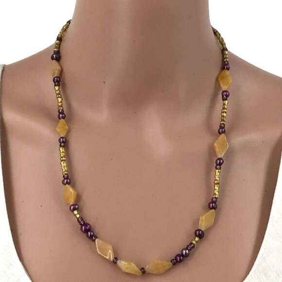 Set of 2 Beaded Necklaces Gold Tone Purple Peach Glass Natural Stone Mix - Picture 4 of 4